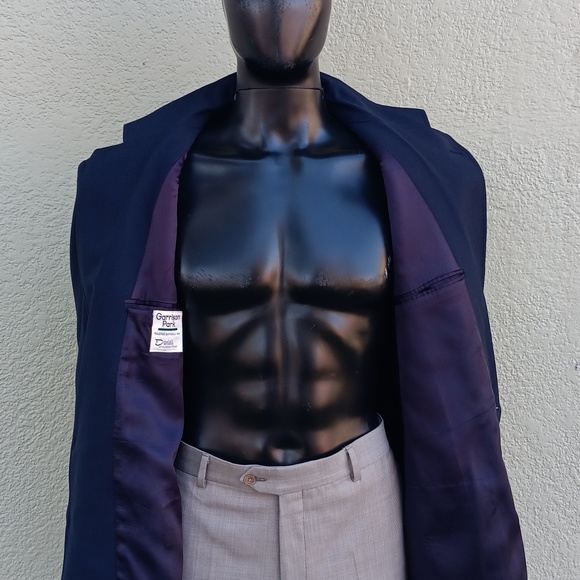 GARRISON PARK MEN'S VINTAGE PURE WOOL NAVY BLUE BLAZER W/GOLD BUTTON ACCENTS - Picture 8 of 17